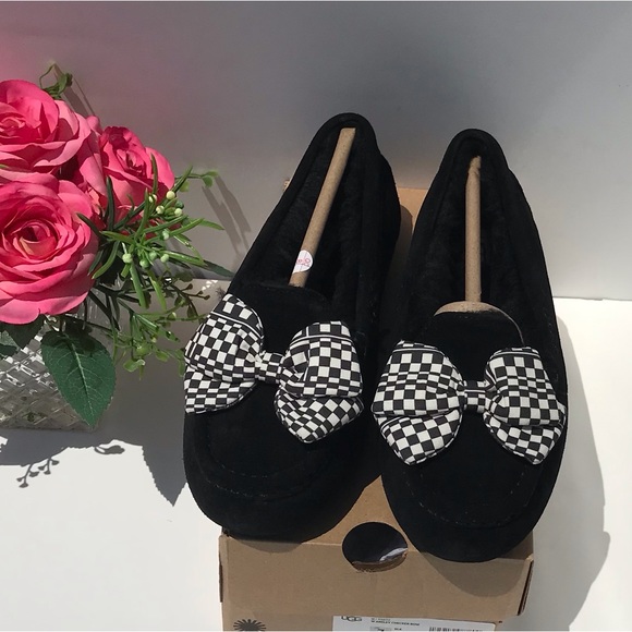 UGG Ansley Checker Bow - Picture 2 of 9